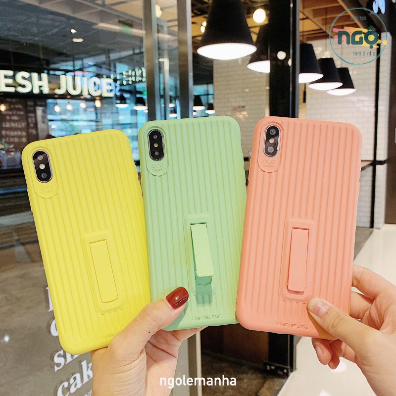 Ốp Vali Trơn chất dày, có chân chống xem phim