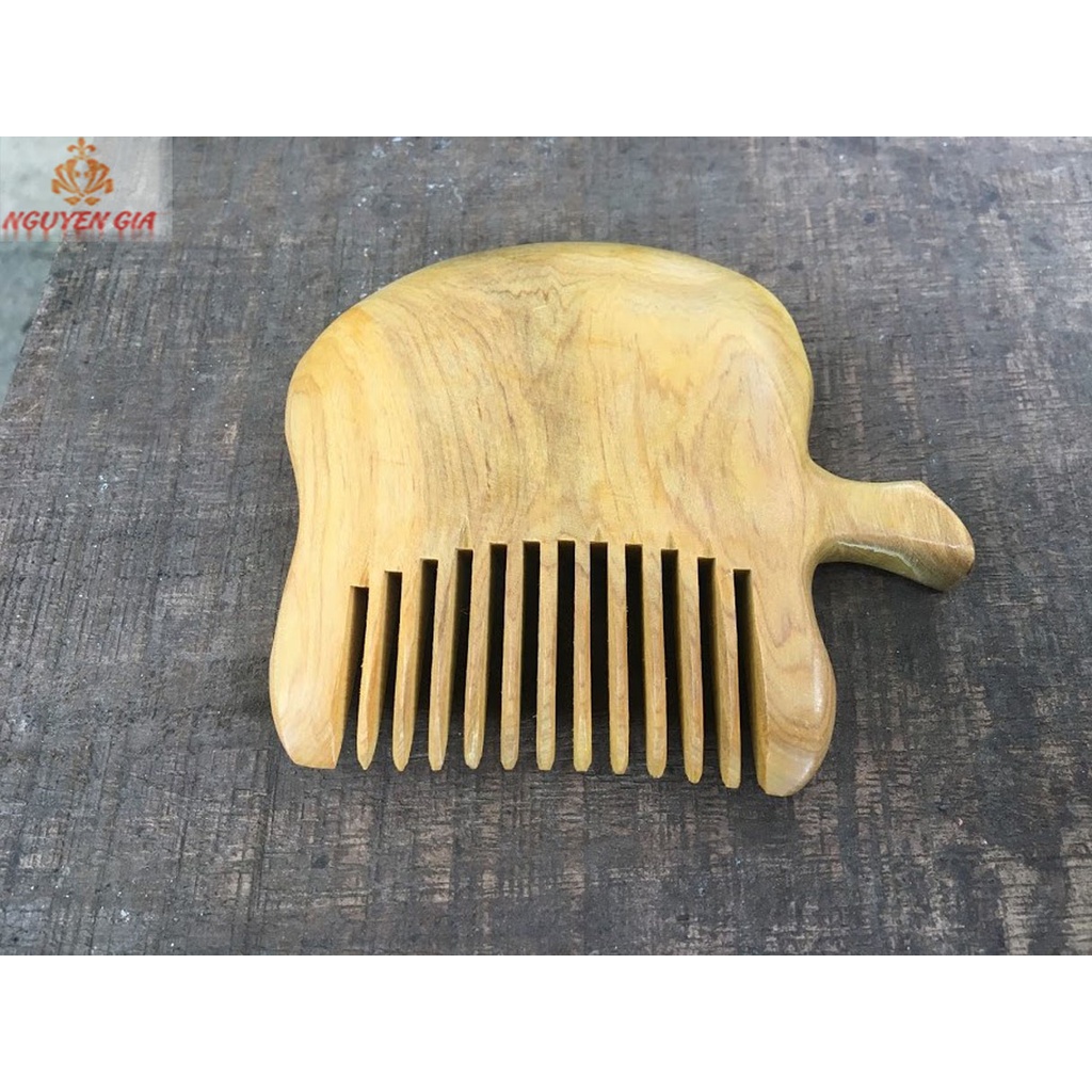 Lược chải tóc gỗ thơm hình trái táo (gỗ Bách thơm)