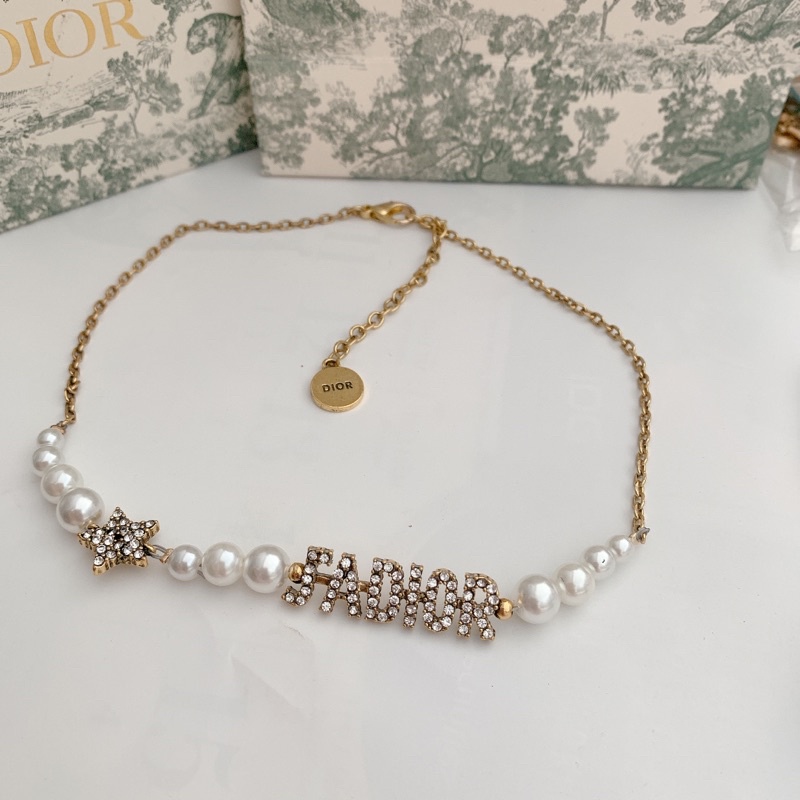 vòng cổ xinh ( hình thật bên cạnh)