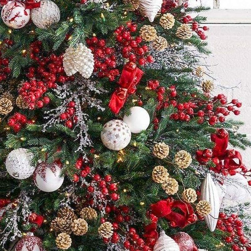 1/3 Nhánh quả mọng nhân tạo xinh xắn dùng để trang trí