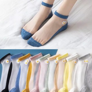 Tất trong suốt cổ ngắn hình cúc hoạ mi phong cách hàn quốc
