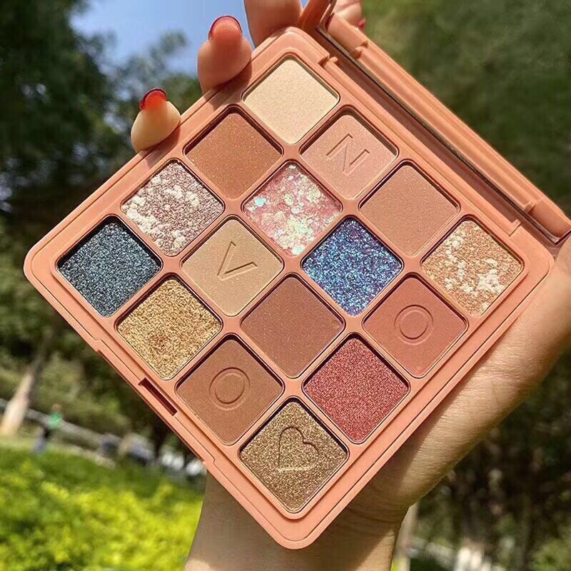 Bảng Phấn Mắt Nhũ Lì 16 Ô Màu NOVO We're Coco Girl | BigBuy360 - bigbuy360.vn