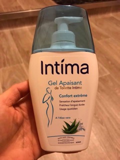 Dung dịch vệ sinh phụ nữ Intima
