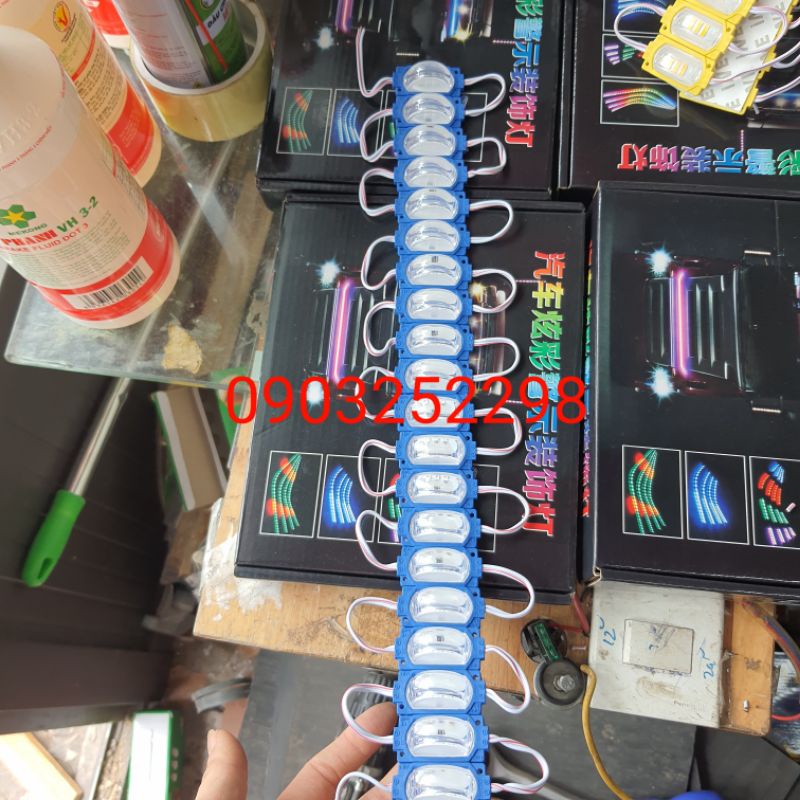 vỉ 20 đèn led hắt trang trí ga lăng, sườn xe các màu có thể cắt dời từng mắt 12v 24v  loại mắt trâu , các màu hót