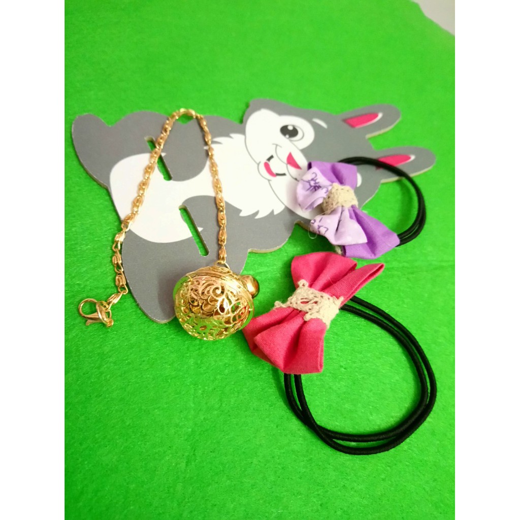 Combo 1 lắc tay hoa thiên cốt và 2 cột tóc. Giá 52k/3 món y hình luôn. Hàng luôn có sẵn nhe các bạn