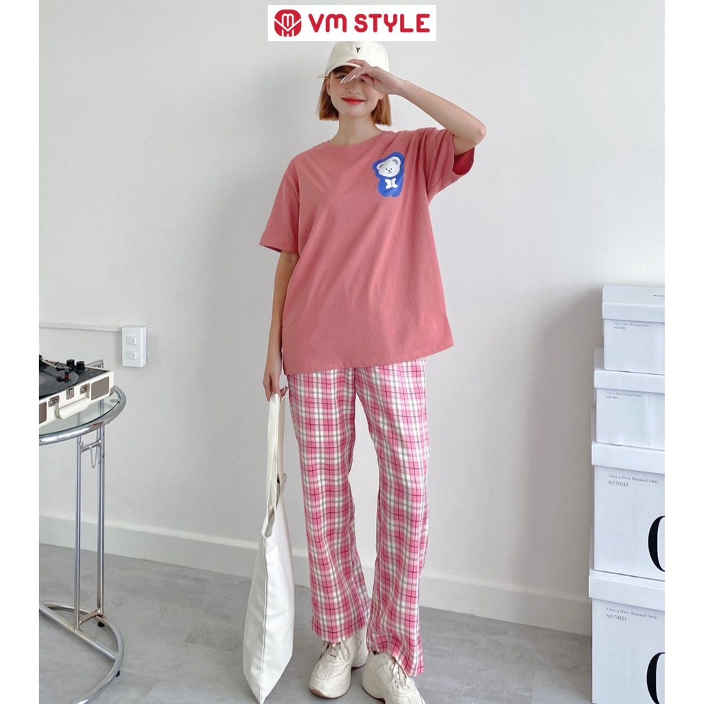 Set bộ áo thun form rộng gấu good + quần dài caro năng động phong cách thời trang VM STYLE 22DB05T372301