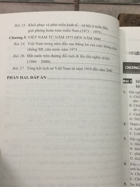 Sách - Bài tập Trắc nghiệm Lịch sử 12