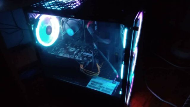 Thùng máy chiến games | BigBuy360 - bigbuy360.vn