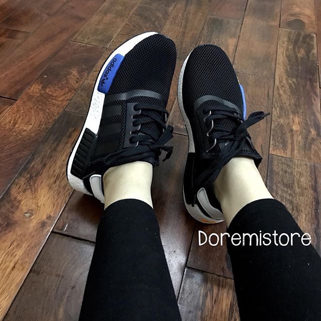 NMD RUNNER , R1.