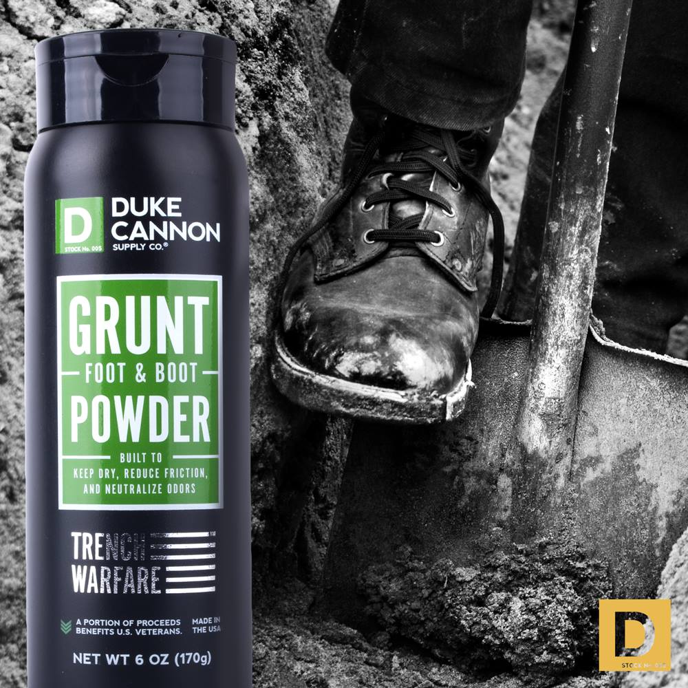 Xịt khử mùi hôi chân và giày Duke Cannon Trench Warfare Grunt Foot &amp; Boot Powder Spray - Hàng Chính Hãng