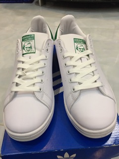 Giày Sneaker Stansmith gót xanh lá. 