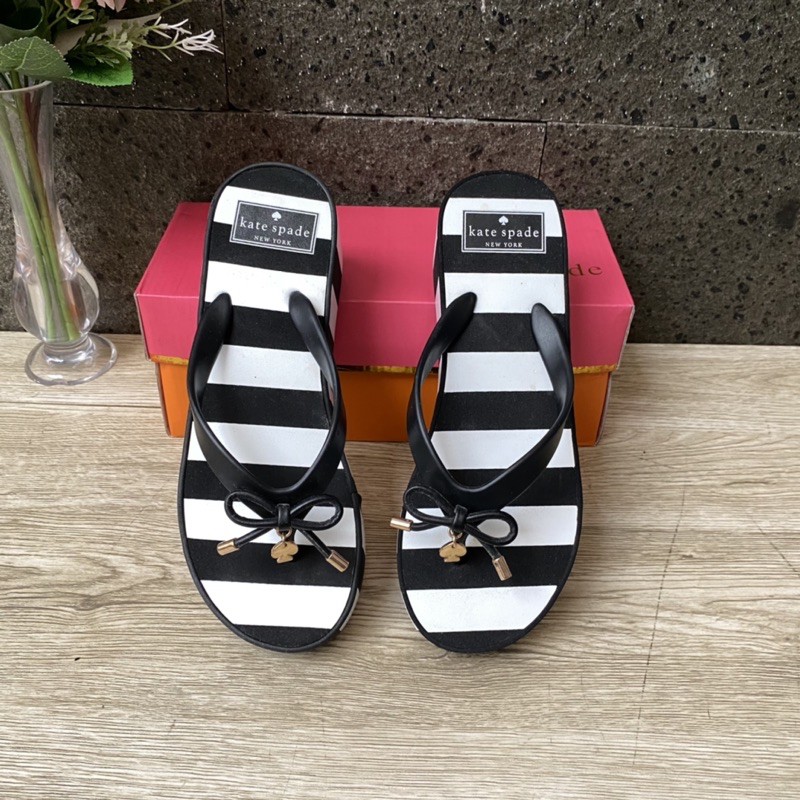 Kate Spade Giày Sandal Đế Xuồng Họa Tiết Kẻ Sọc Thời Trang Cho Nữ Ks0001