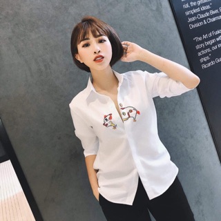Ơ MI TRẮNG THÊU HOẠ TIẾT CON HEO