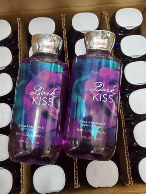 Sữa Tắm Bath And Body Works Shower Gel #Dark Kiss