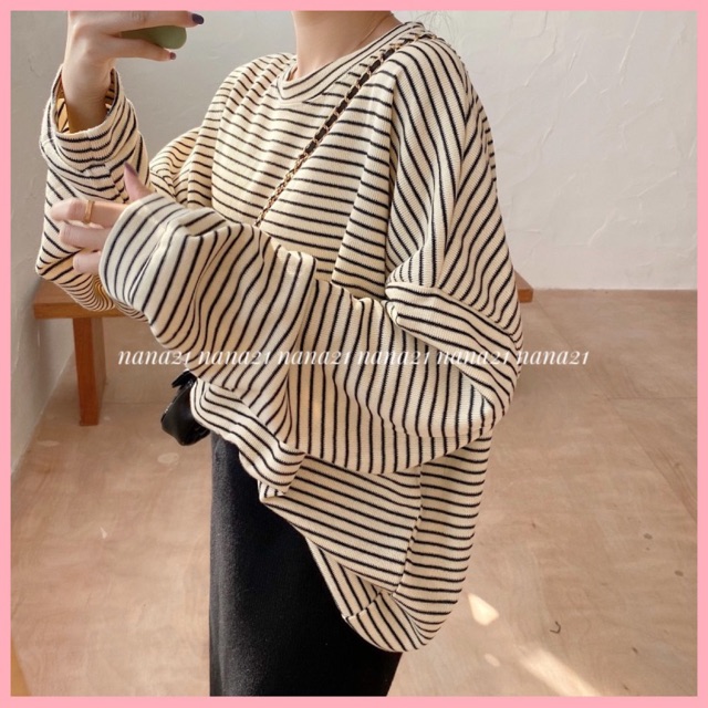 Áo nỉ pha len kẻ oversize