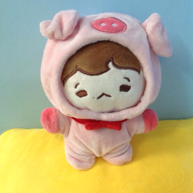 BÚP BÊ BAEKHYUN KÈM OUTFIT HEOO