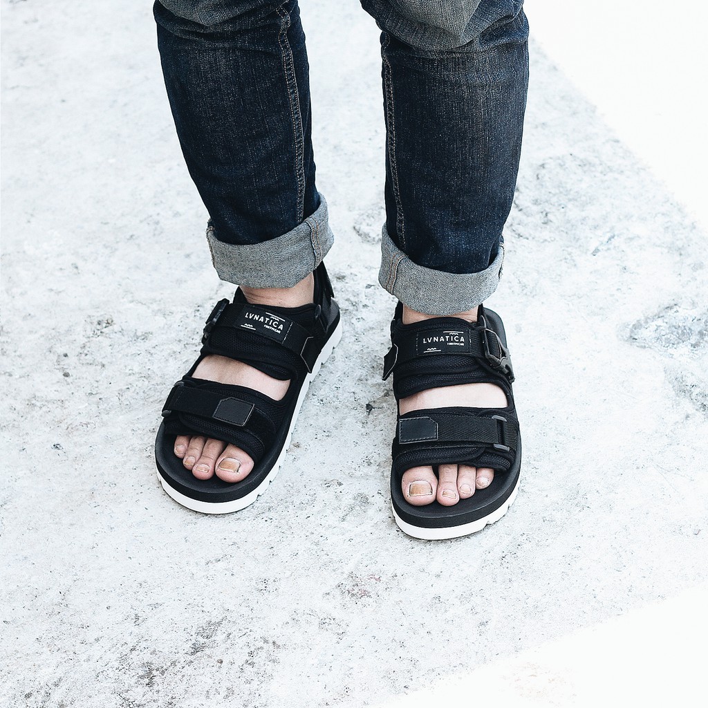 Giày Sandal Nam Màu Đen Phong Cách Đường Phố 2 Kiểu