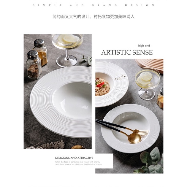 Đĩa mỳ Ý phong cách phương Tây