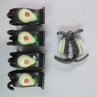 (Lẻ) Kẹp Càng Cua 3 Răng Đen Gắn Charm