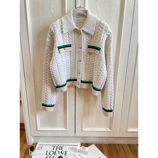 Áo cardigan nữ dáng ngắn có cổ khuy đồng sang trọng thương hiệu Versace cao cấp