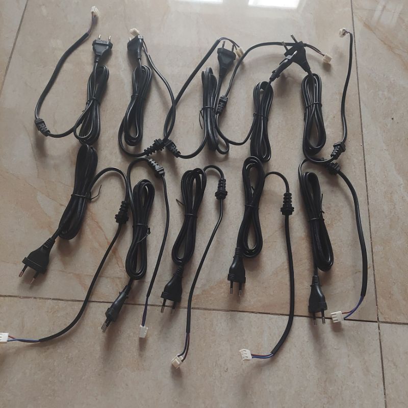 Dây điện liền phích cắm