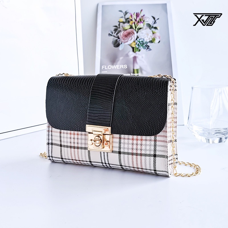Túi Xách Mini Kẻ Sọc Màu Sắc Tương Phản Phối Dây Xích Đơn Giản Xinh Xắn