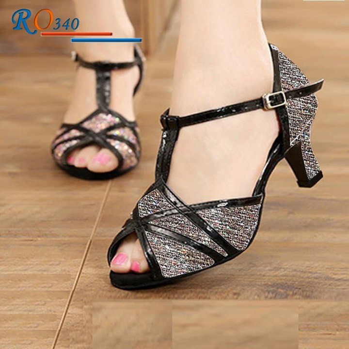 Giày sandal cao gót nữ 5 phân hàng hiệu rosata giày nhảy màu xám ro340