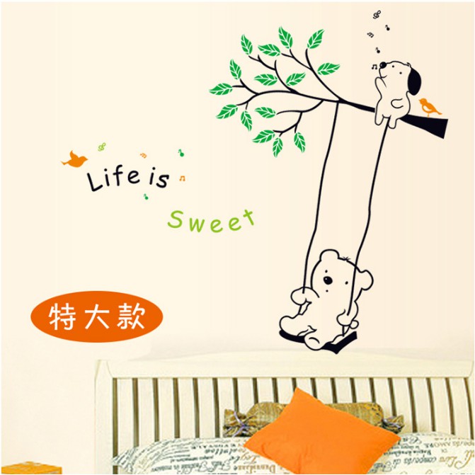 Decal trang trí tường Gấu chơi xích đu Life is sweet