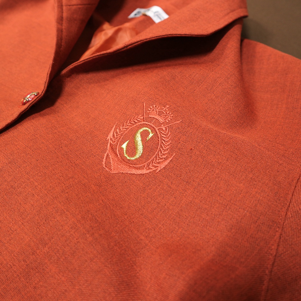 Áo khoác bomber màu nâu gạch