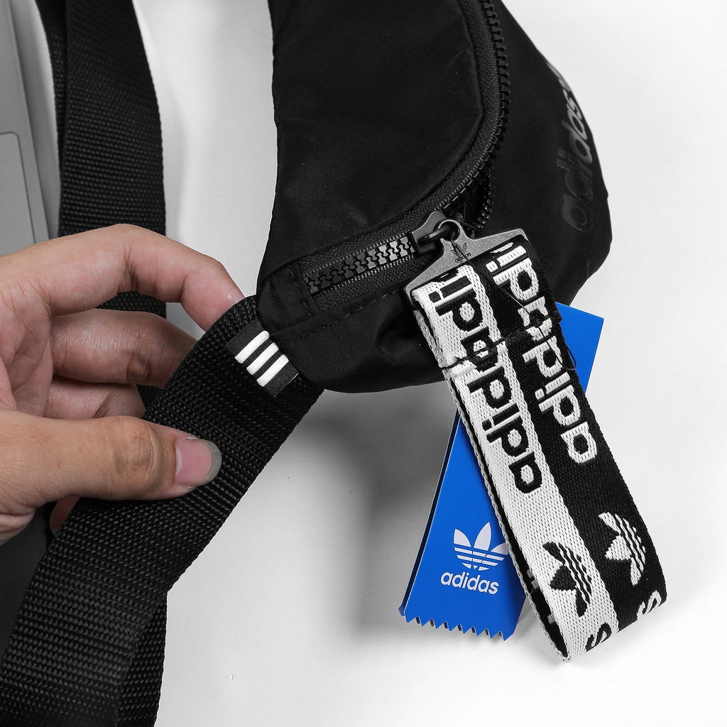 Túi đeo chéo mini nam nữ R.Y.V Waistbag