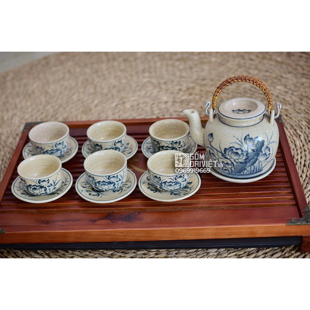 Bộ ấm trà vung lõm Bát Tràng men rạn cổ vẽ sen