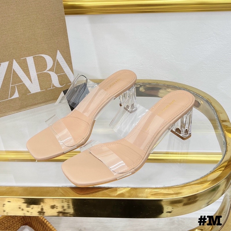 Sục gót trong quai trong