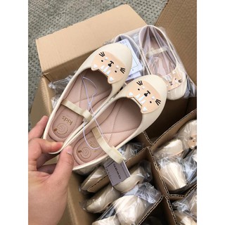 Giày hoạt hình xinh xắn