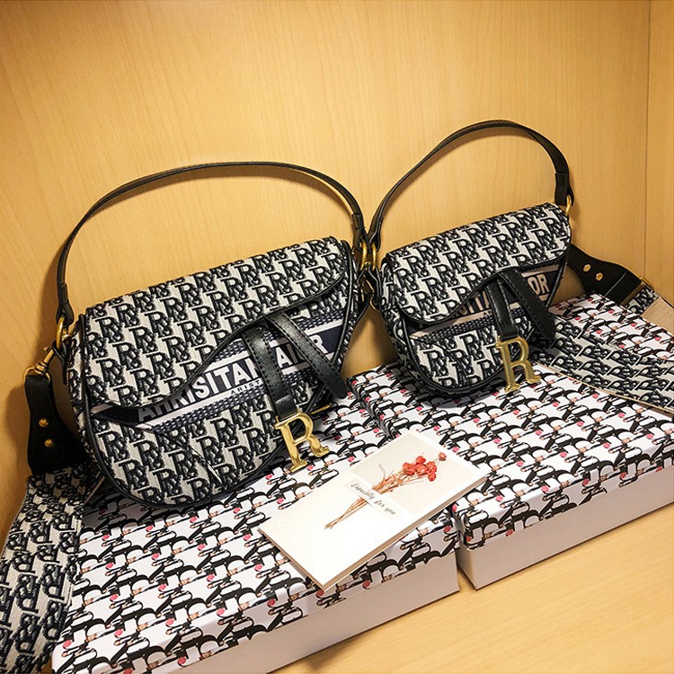 [SALE SẬP SÀN] Túi Đeo Chéo Yên Ngựa Thời Trang Cho Nữ | BigBuy360 - bigbuy360.vn