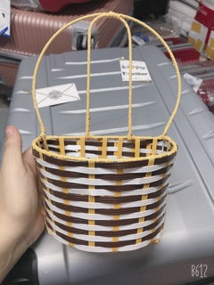 Giỏ mây cắm hoa treo tường decor quán-TâmKemDecor