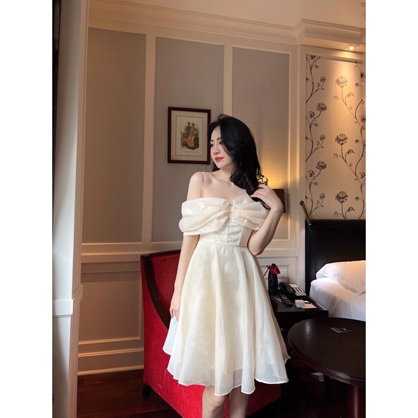 VÁY TƠ TRỄ VAI TIỂU THƯ