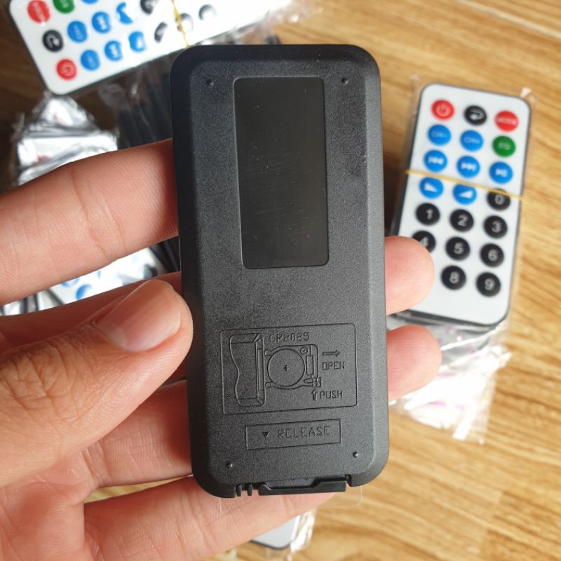 Điều khiển đa năng mini