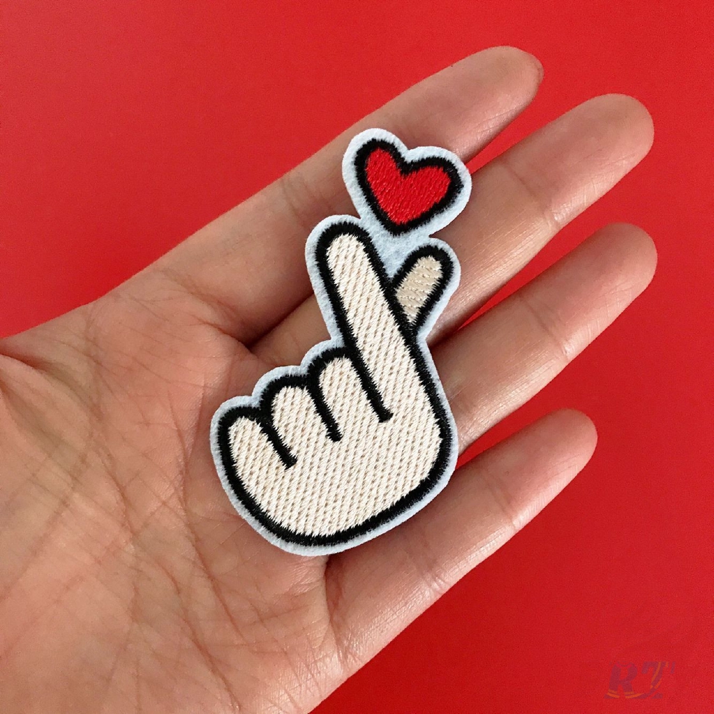 Miếng dán khâu vá hình trái tim/ chữ V/ OK xinh xắn tự làm