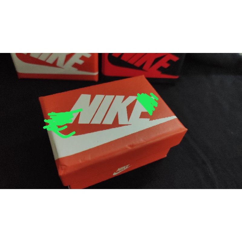 Hộp giầy Nike mini bằng giấy