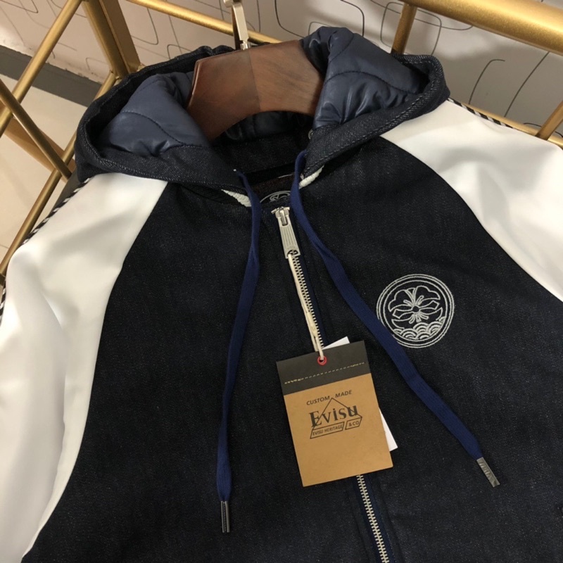 Áo khoác phao nam hoạ tiết rồng thêu tinh xảo thương hiệu Evisu cao cấp