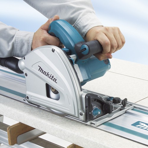 MÁY CƯA ĐĨA MAKITA SP6000