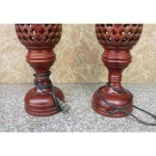 Cặp Đèn  Thờ Cúng Gỗ Hương