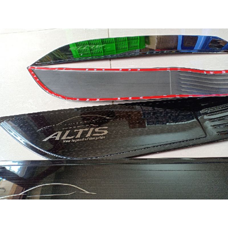 Ốp tappi cánh cửa Altis