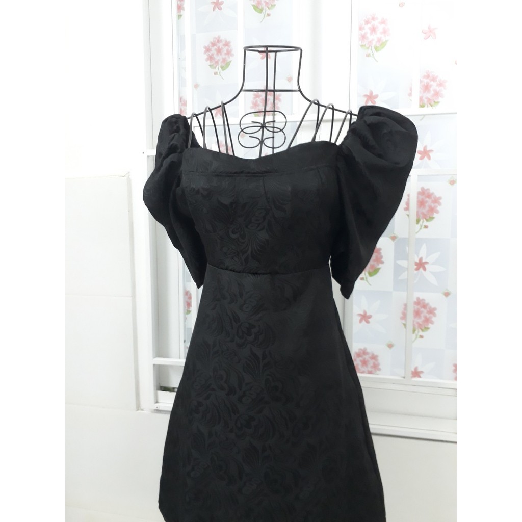 Váy Dự Tiệc Tay Phồng Váy Thiết Kế Cổ Vuông Chất Gấm Đẹp Xuất Sắc Hanaki HNK9935 | BigBuy360 - bigbuy360.vn