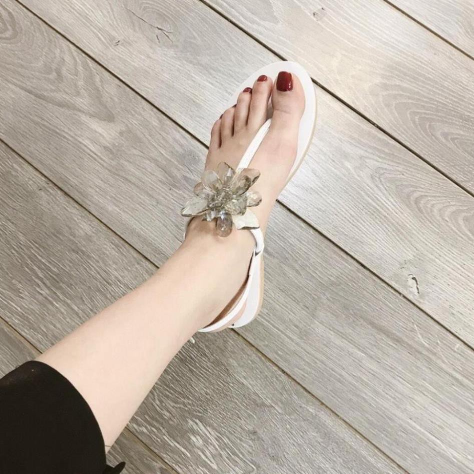 Dép Sandal Nữ Đé Thấp Xỏ Ngón Siêu Xinh Giá Rẻ Chất Lượng Thoải Mái