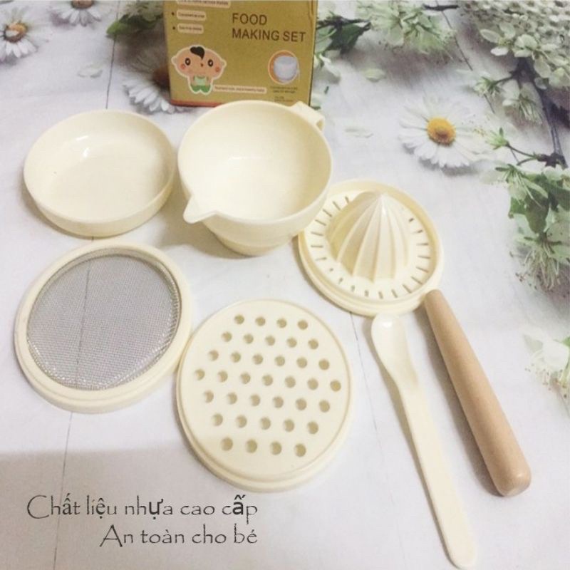 Bộ dụng cụ chế biến ăn dặm cho bé 7 chi tiết.