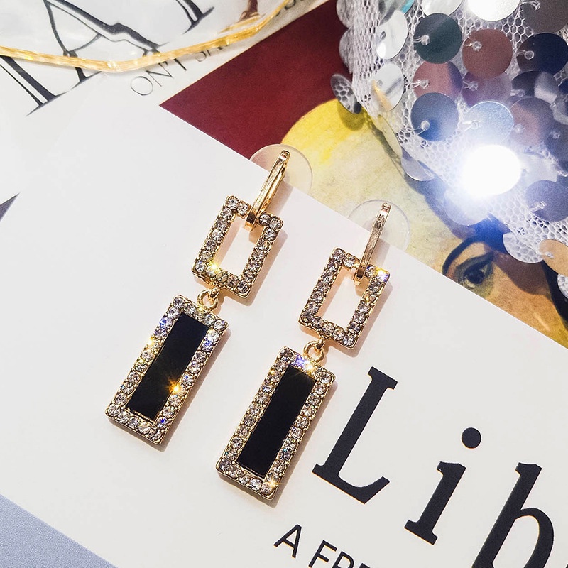 Đôi Bông Tai Hình Vuông Đính Đá Thời Trang Cho Nữ
