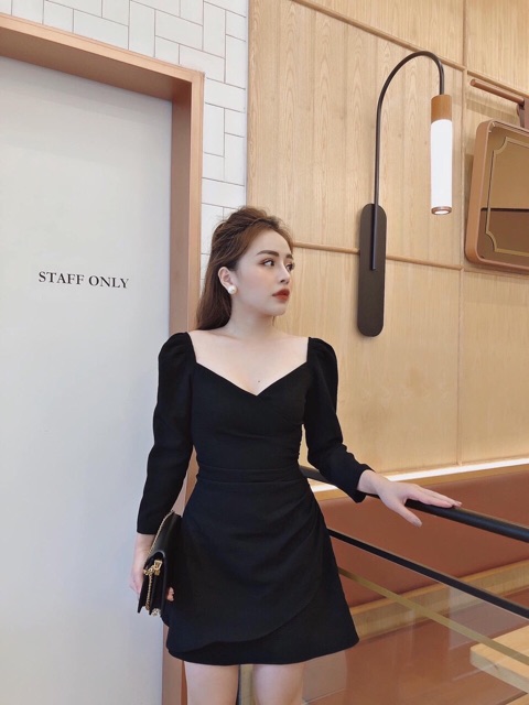 [Mã SKAMSALEP6 giảm 10% tối đa 100K đơn 150K] Đầm Đắp Chéo Xếp Li Eo nude Xt | BigBuy360 - bigbuy360.vn