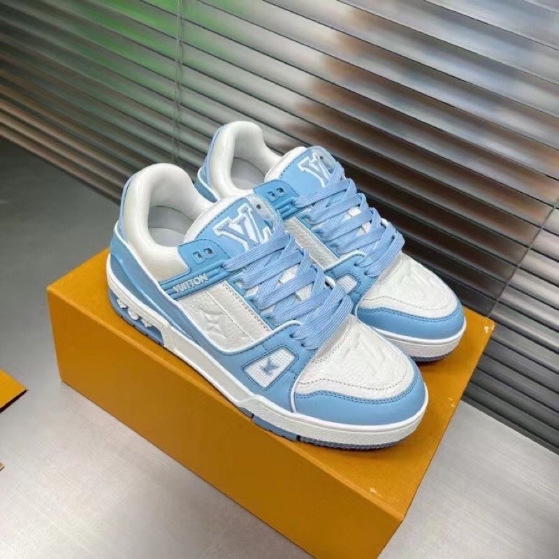 GIÀY LV TRAINER SNEAKER WHITE BLUE LAI AU SC