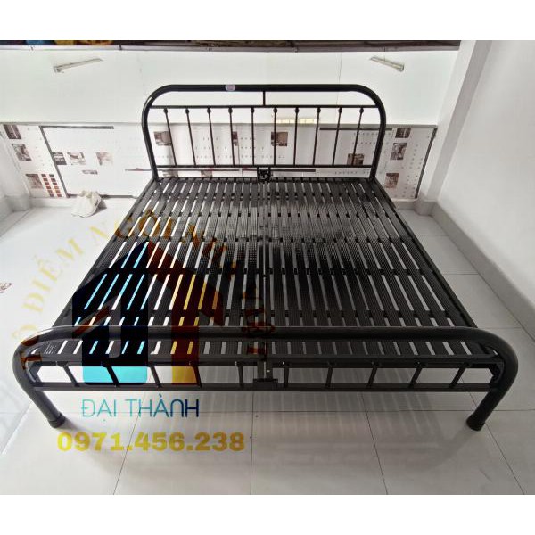 Giường sắt mỹ nghệ đại thành 1M6X2M, tháo lắp dễ dàng, miễn phí vận chuyển nội thành Hà Nội